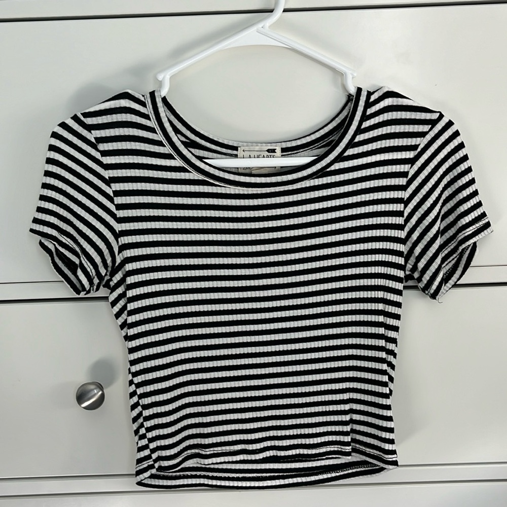 LA Hearts cropped t size x small